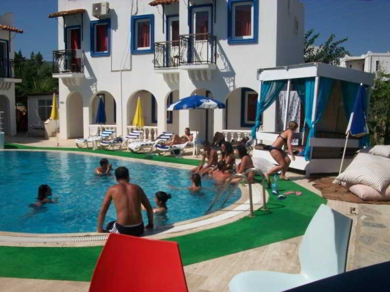 Kalender Hotel Bodrum Exterior foto